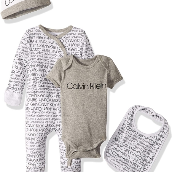 Calvin Klein Baby Gift Set - Picture 1 of 6